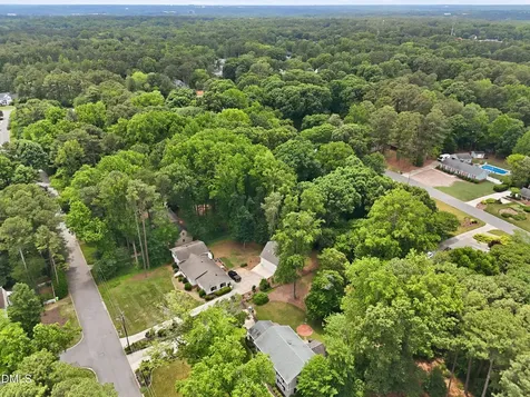 6901 Woodmere Drive Raleigh NC 27612
