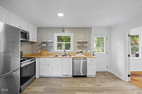 1101 Sudbury Court Raleigh NC 27609