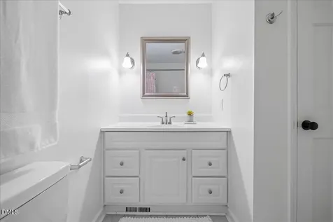 1101 Sudbury Court Raleigh NC 27609
