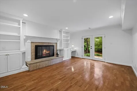 1101 Sudbury Court Raleigh NC 27609