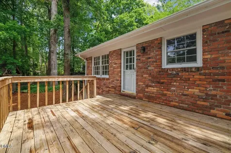 1101 Sudbury Court Raleigh NC 27609