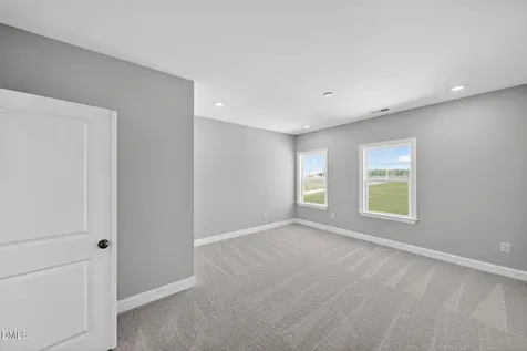 312 Oakwood Crest Drive Knightdale NC 27545