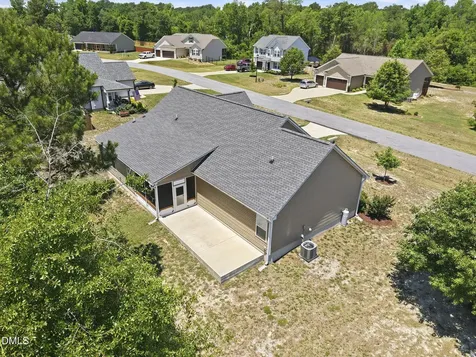 346 Touchdown Way Benson NC 27504