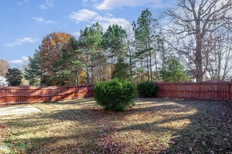 105 Otter Crest Way Holly Springs NC 27540
