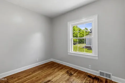 3111 Lucas Street Elon NC 27244