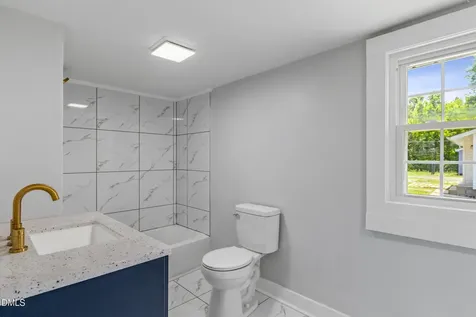 3111 Lucas Street Elon NC 27244