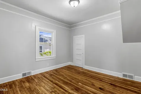 3111 Lucas Street Elon NC 27244