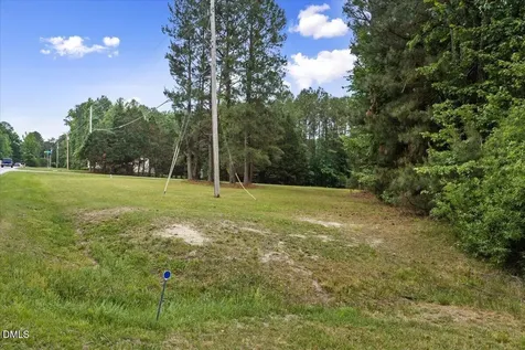 7129 Trappers Court Zebulon NC 27597