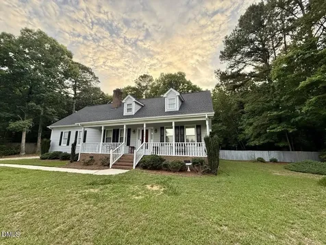 129 Pebble Drive Clayton NC 27520