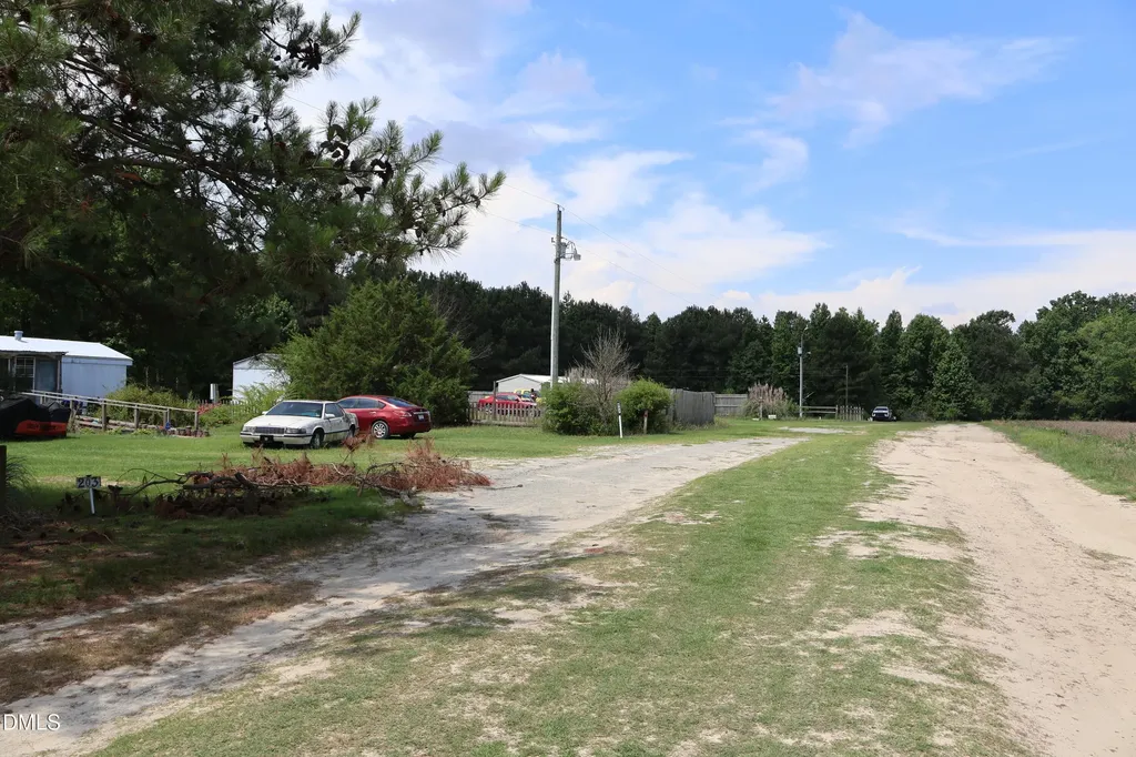 123 Eagles Landing Lane Clinton NC 28328