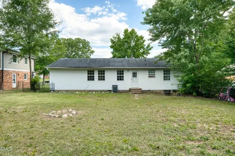 109 Burnham Court Garner NC 27529