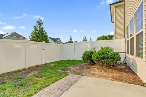 7817 Elmshire Way Raleigh NC 27616