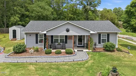 200 Alan Charles Way Aberdeen NC 28315