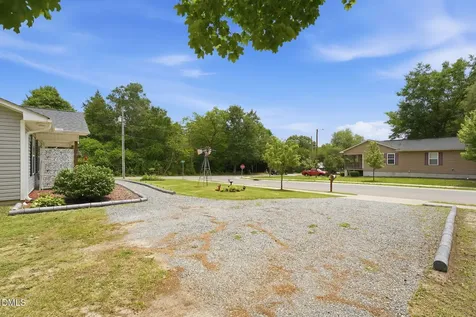 200 Alan Charles Way Aberdeen NC 28315