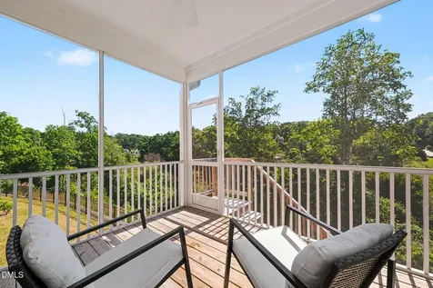 447 Forestview Crest Way Fuquay Varina NC 27526
