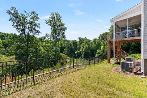 447 Forestview Crest Way Fuquay Varina NC 27526