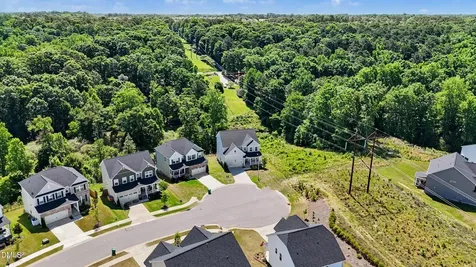 447 Forestview Crest Way Fuquay Varina NC 27526