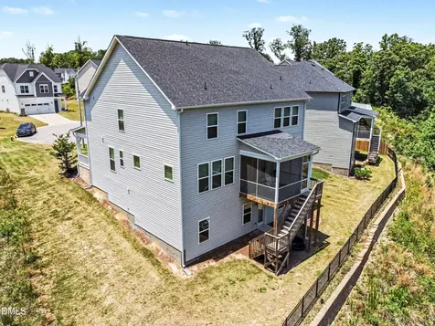 447 Forestview Crest Way Fuquay Varina NC 27526