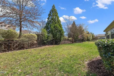 712 Pierside Drive Cary NC 27519