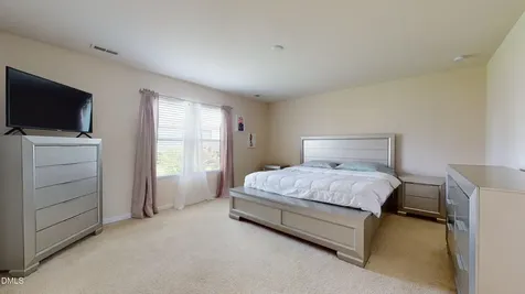 8032 Remington Heights Drive Raleigh NC 27616