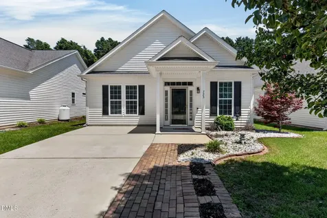 723 Barlang Circle Fuquay Varina NC 27526