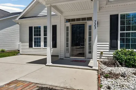 723 Barlang Circle Fuquay Varina NC 27526