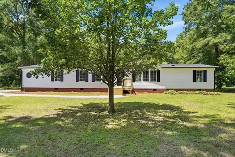 5114 Titan Roberts Road Erwin NC 28339