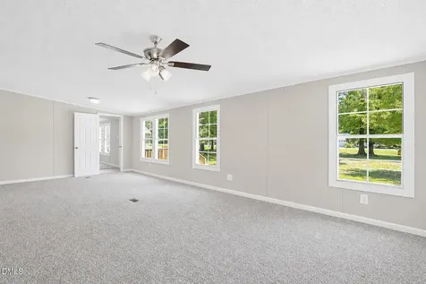 5114 Titan Roberts Road Erwin NC 28339