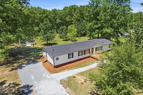 5114 Titan Roberts Road Erwin NC 28339