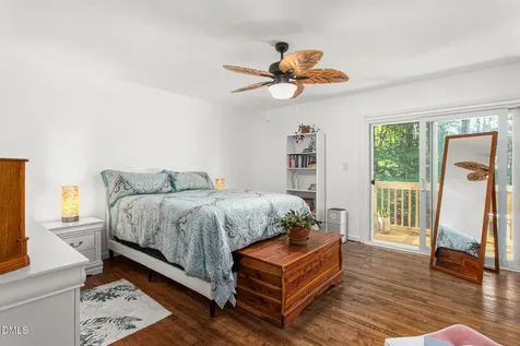 1832 Travis Lane Burlington NC 27217