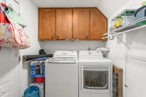 1832 Travis Lane Burlington NC 27217