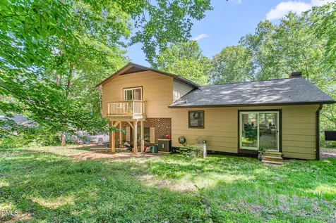 1832 Travis Lane Burlington NC 27217