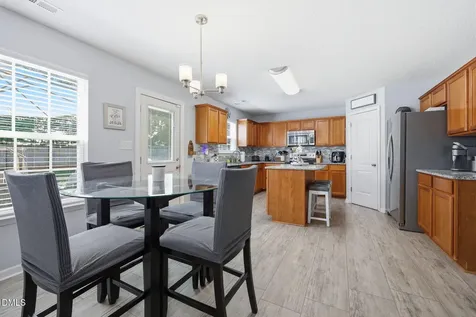 116 W View Drive Burlington NC 27215