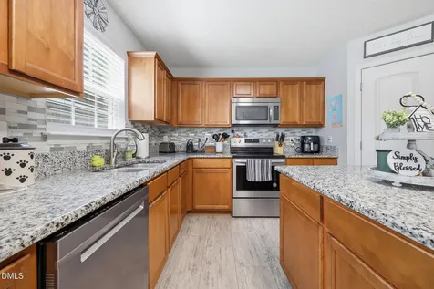 116 W View Drive Burlington NC 27215