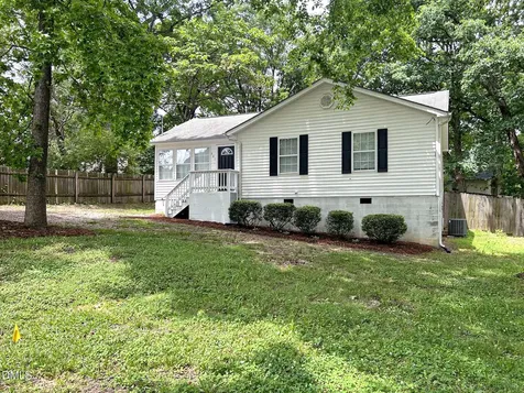 501 Correnna Street Apex NC 27502