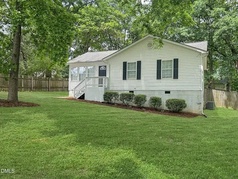501 Correnna Street Apex NC 27502