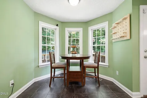 2002 Crooked Creek Road Greenville NC 27858
