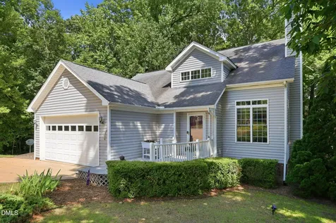 2002 Crooked Creek Road Greenville NC 27858