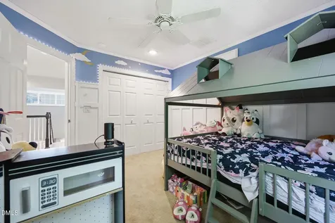2002 Crooked Creek Road Greenville NC 27858