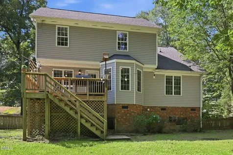 2002 Crooked Creek Road Greenville NC 27858