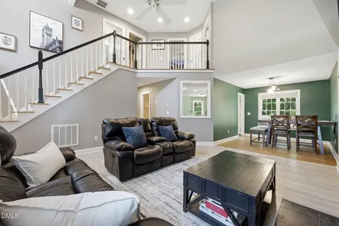 2002 Crooked Creek Road Greenville NC 27858