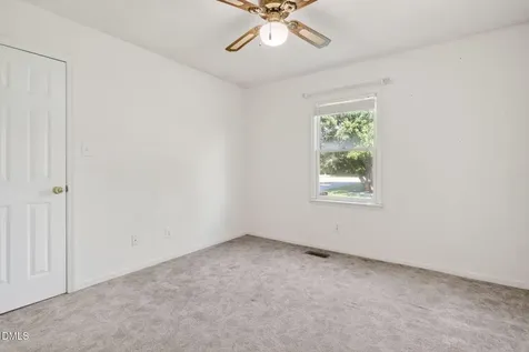 113 Joy Avenue Pikeville NC 27863