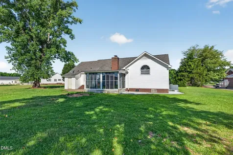 113 Joy Avenue Pikeville NC 27863