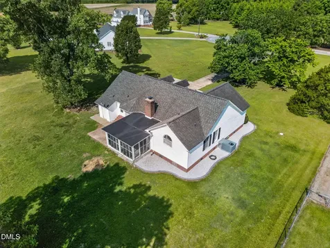 113 Joy Avenue Pikeville NC 27863