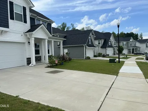 805 Putney Hill Road Zebulon NC 27597