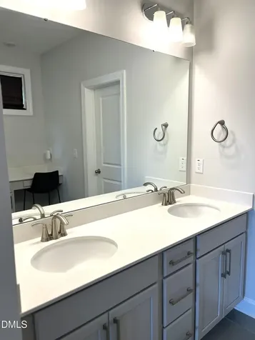 805 Putney Hill Road Zebulon NC 27597