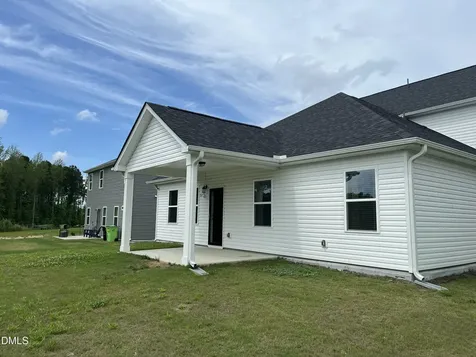 805 Putney Hill Road Zebulon NC 27597
