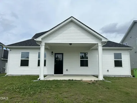 805 Putney Hill Road Zebulon NC 27597