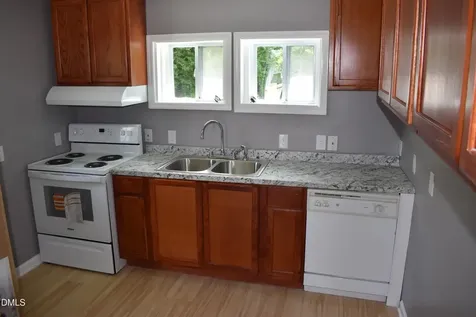 1907 S Miami Durham NC 27703