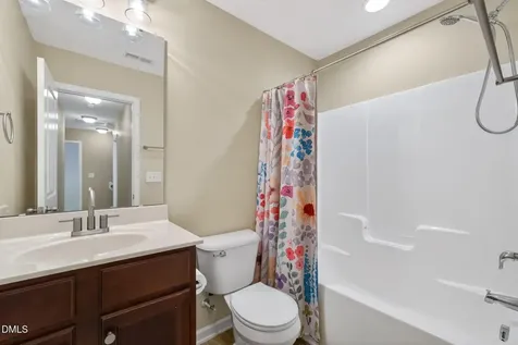 1027 Bridlemine Drive Fuquay Varina NC 27526